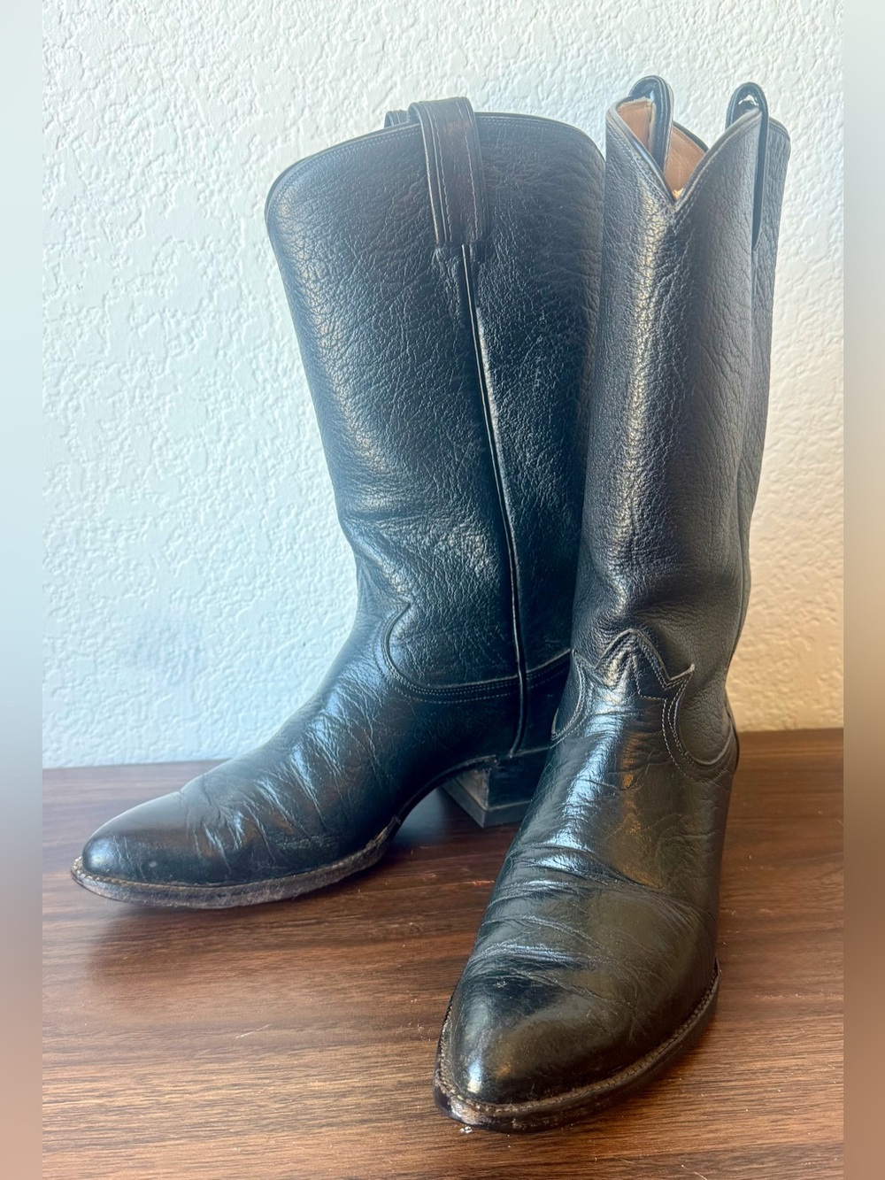 Tony Lama Black Leather Men’s Western Heeled Cowboy Boots